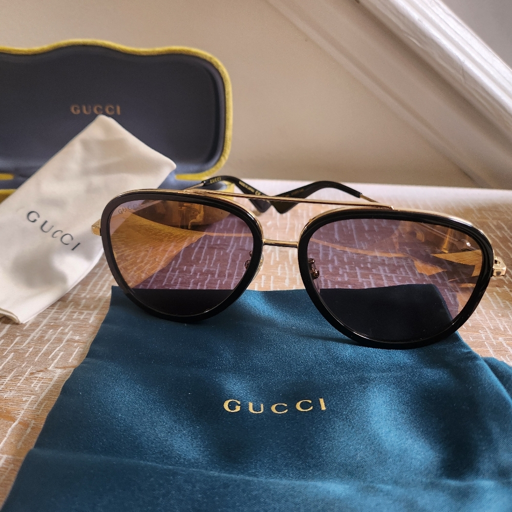Gucci Sunglasses NEW